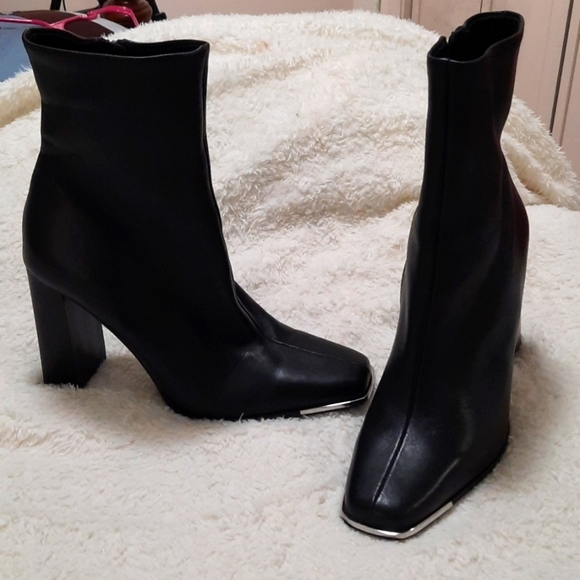 Steve Madden Falcon Boots - Picture 1 of 7